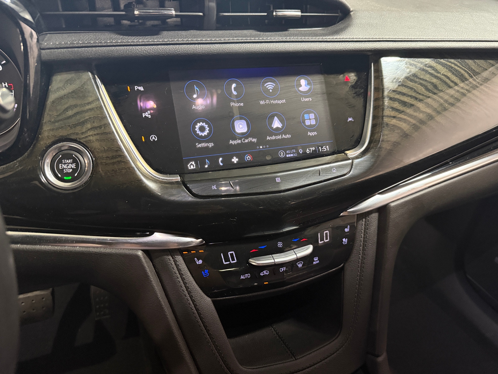 Thumbnail: 2021 Cadillac XT6 - 3