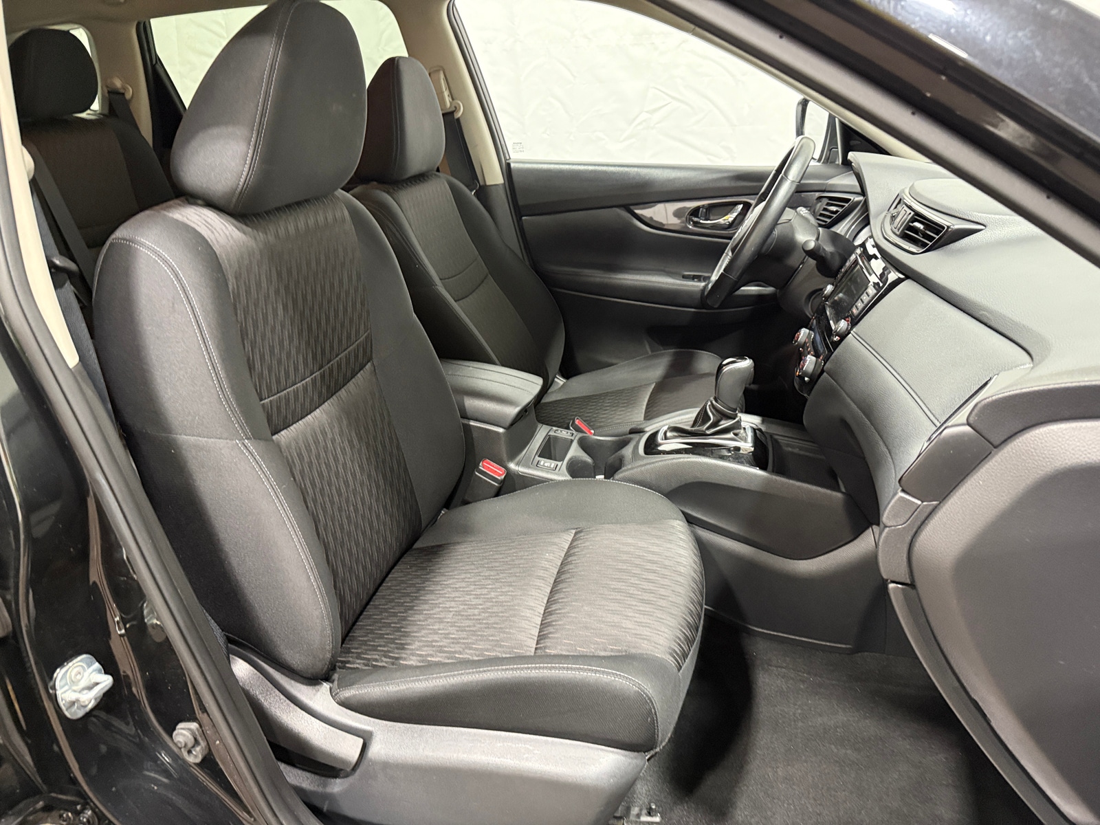 Thumbnail: 2018 Nissan Rogue - 2