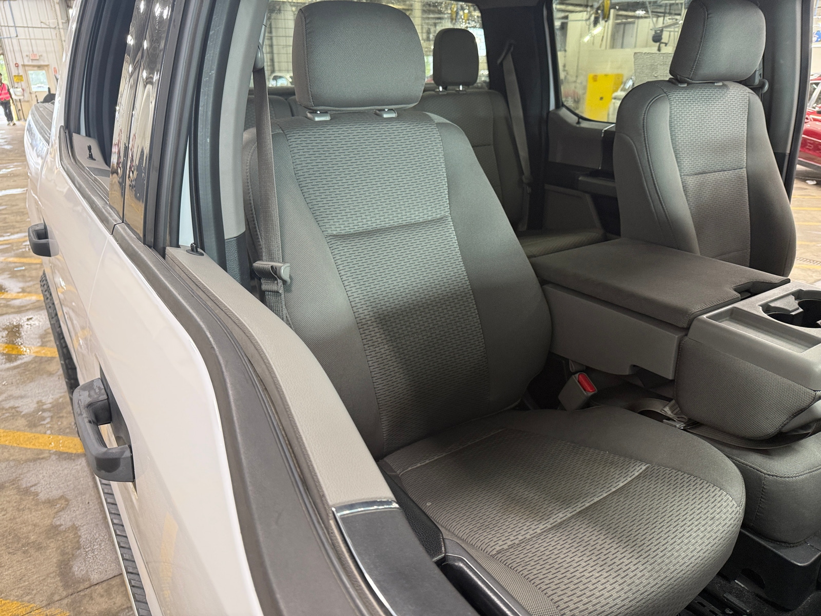 Thumbnail: 2015 Ford Econoline - 2