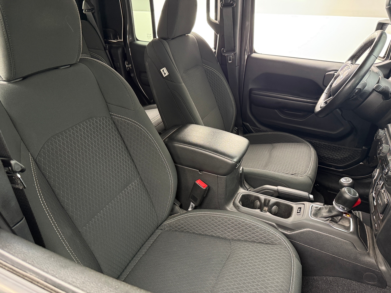 Thumbnail: 2021 Jeep Gladiator - 2