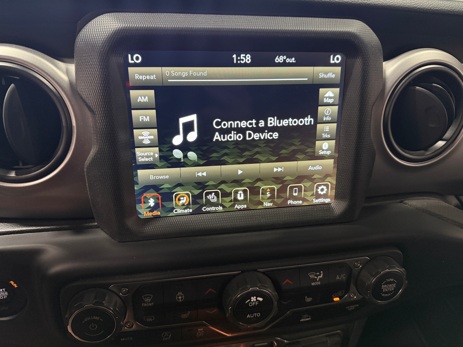 Thumbnail: 2021 Jeep Gladiator - 4