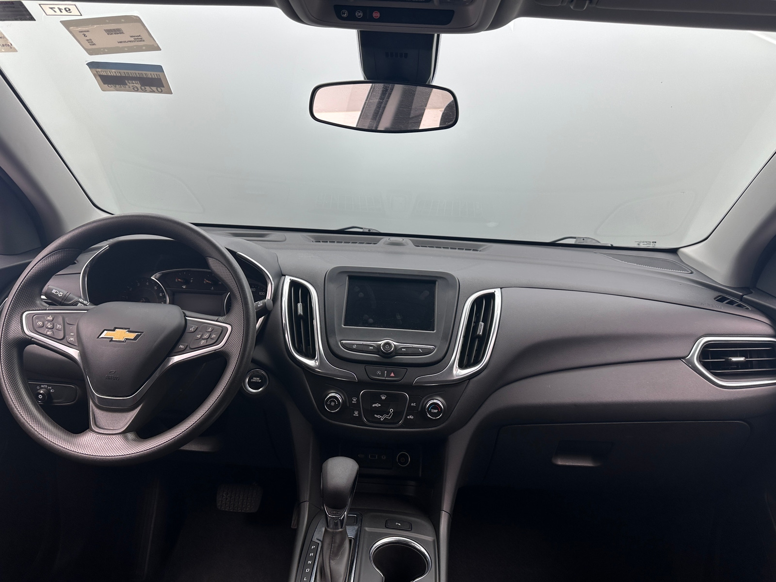Thumbnail: 2023 Chevrolet Equinox - 3