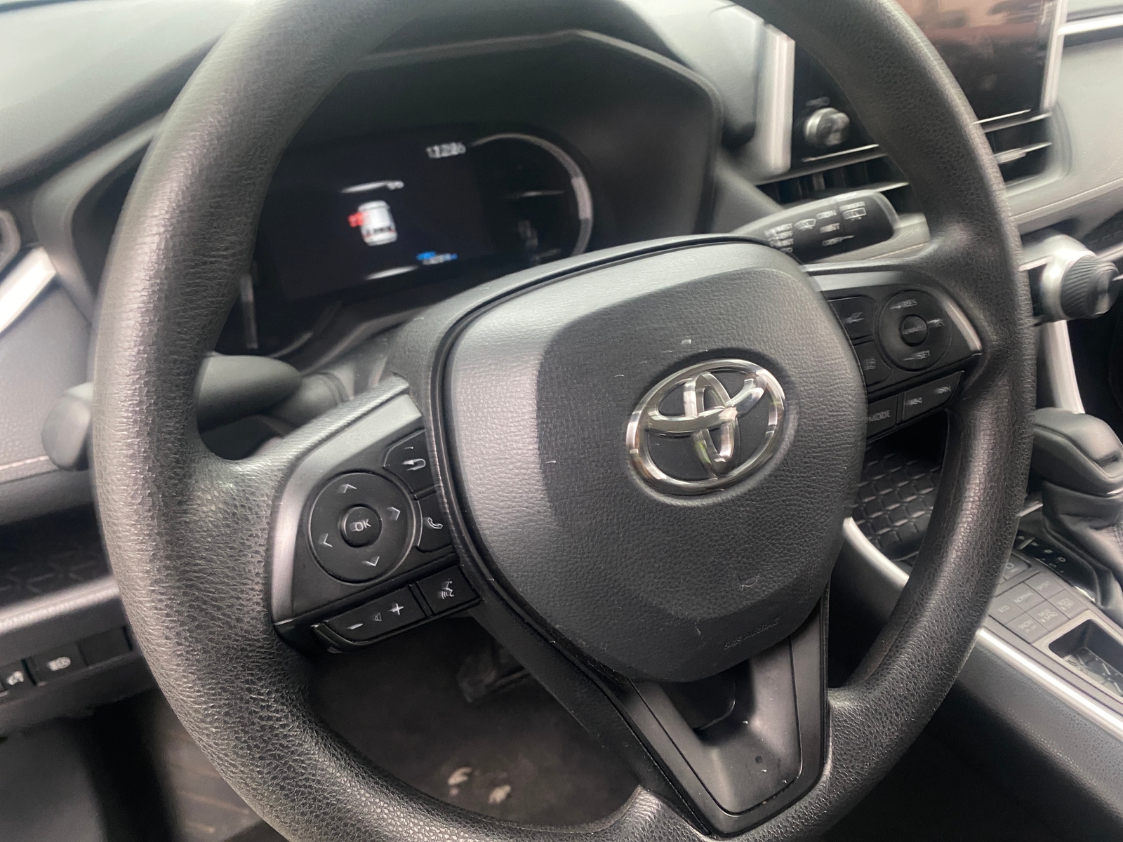 Thumbnail: 2024 Toyota RAV4 - 5