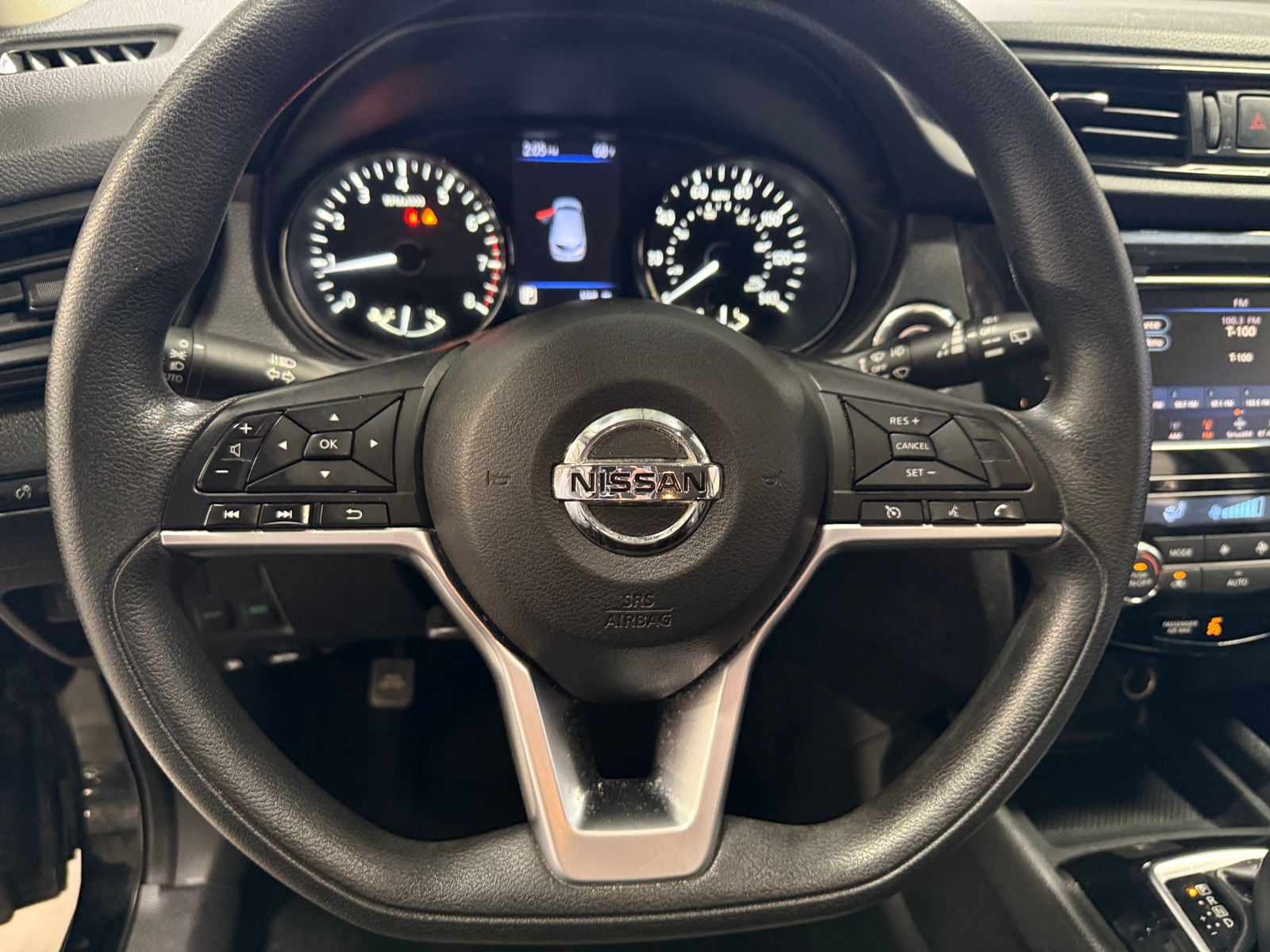 Thumbnail: 2020 Nissan Rogue Sport - 5