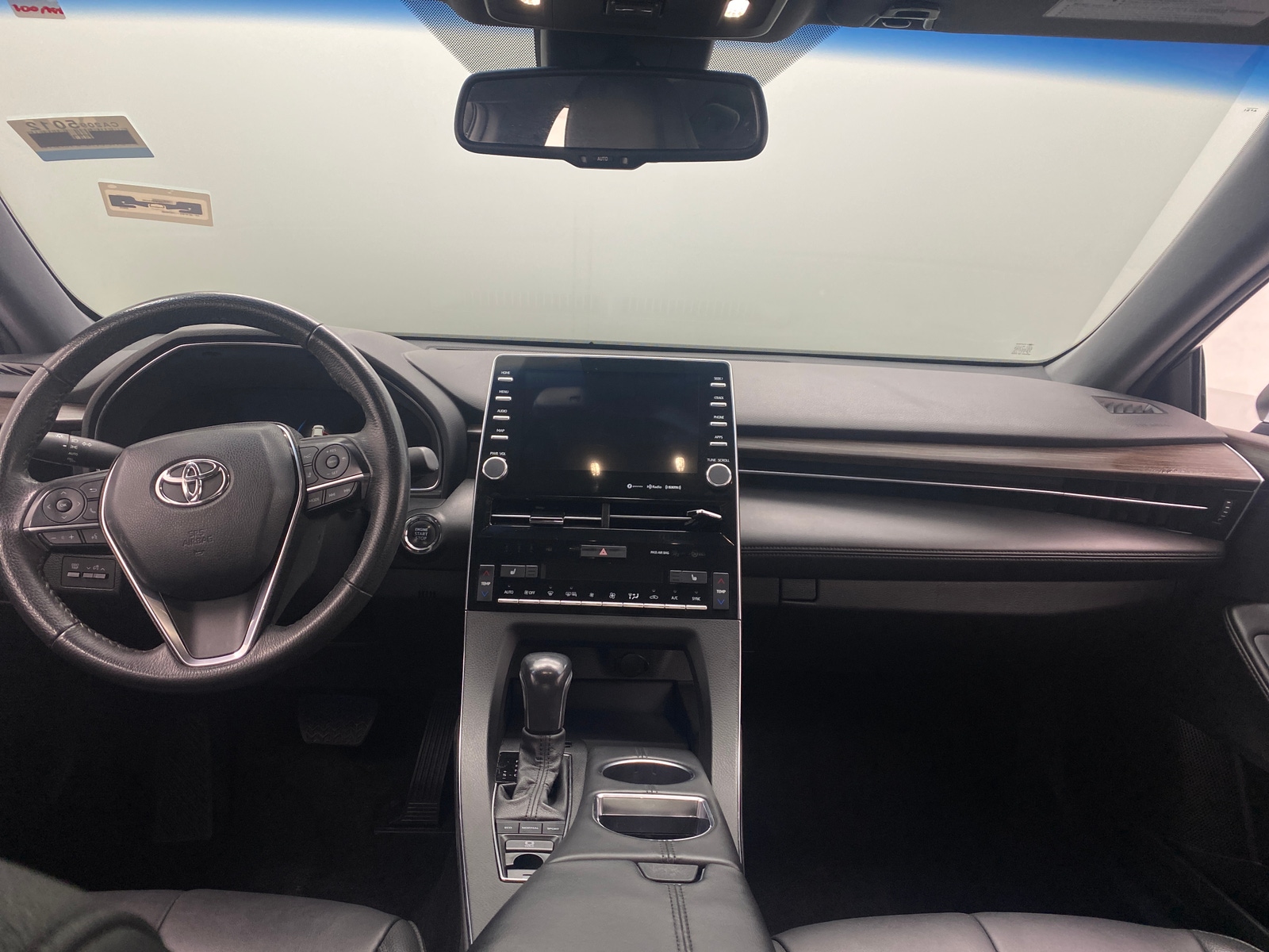 Thumbnail: 2022 Toyota Avalon - 2