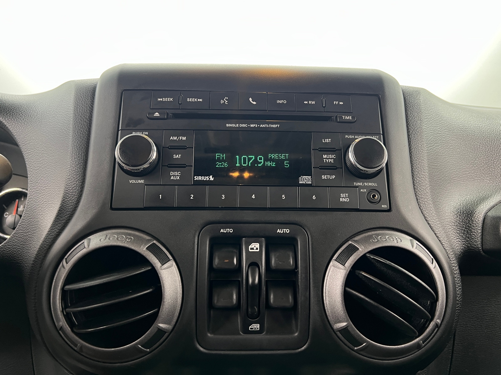 Thumbnail: 2017 Jeep Wrangler - 4