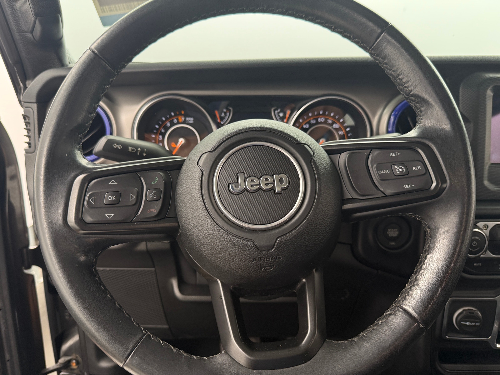 Thumbnail: 2022 Jeep Gladiator - 5