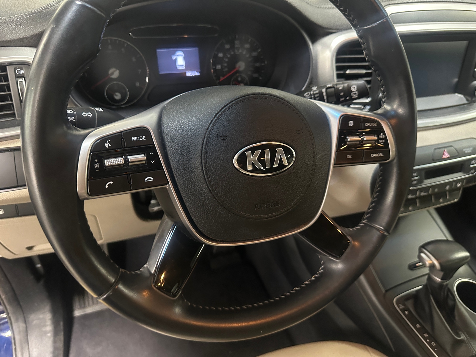 Thumbnail: 2020 Kia Sorento - 5