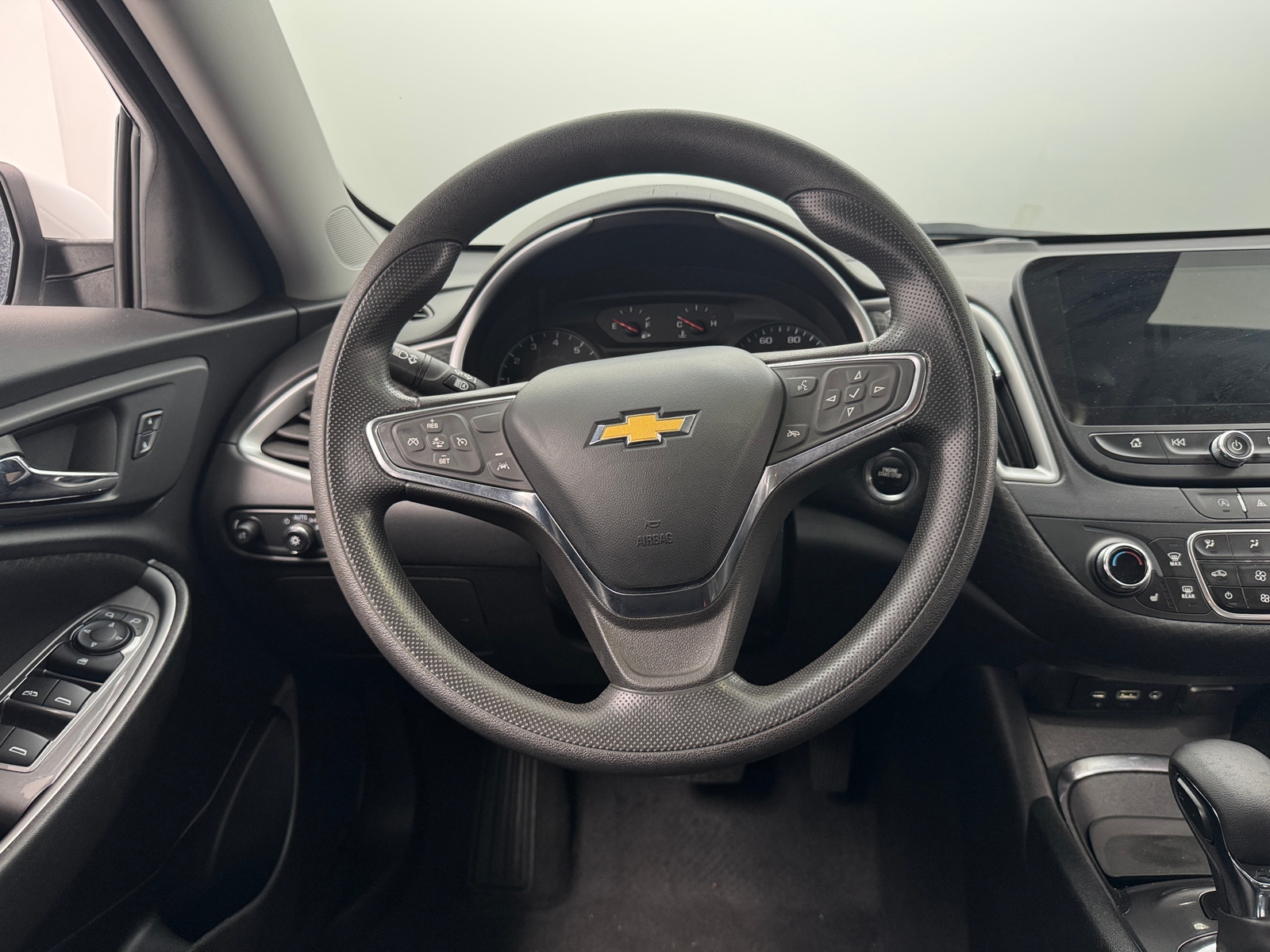 Thumbnail: 2024 Chevrolet Malibu - 5