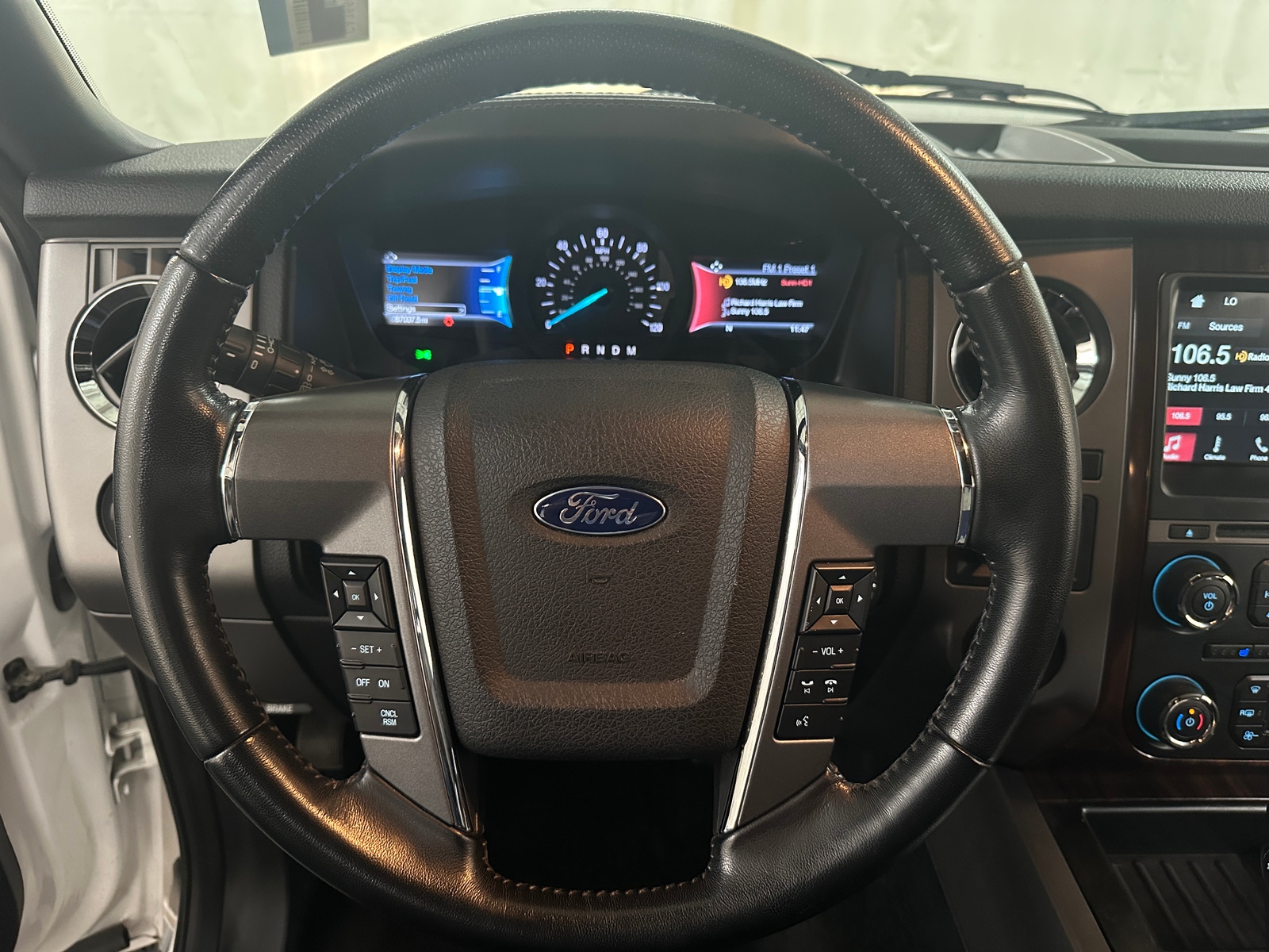 Thumbnail: 2017 Ford Expedition - 4