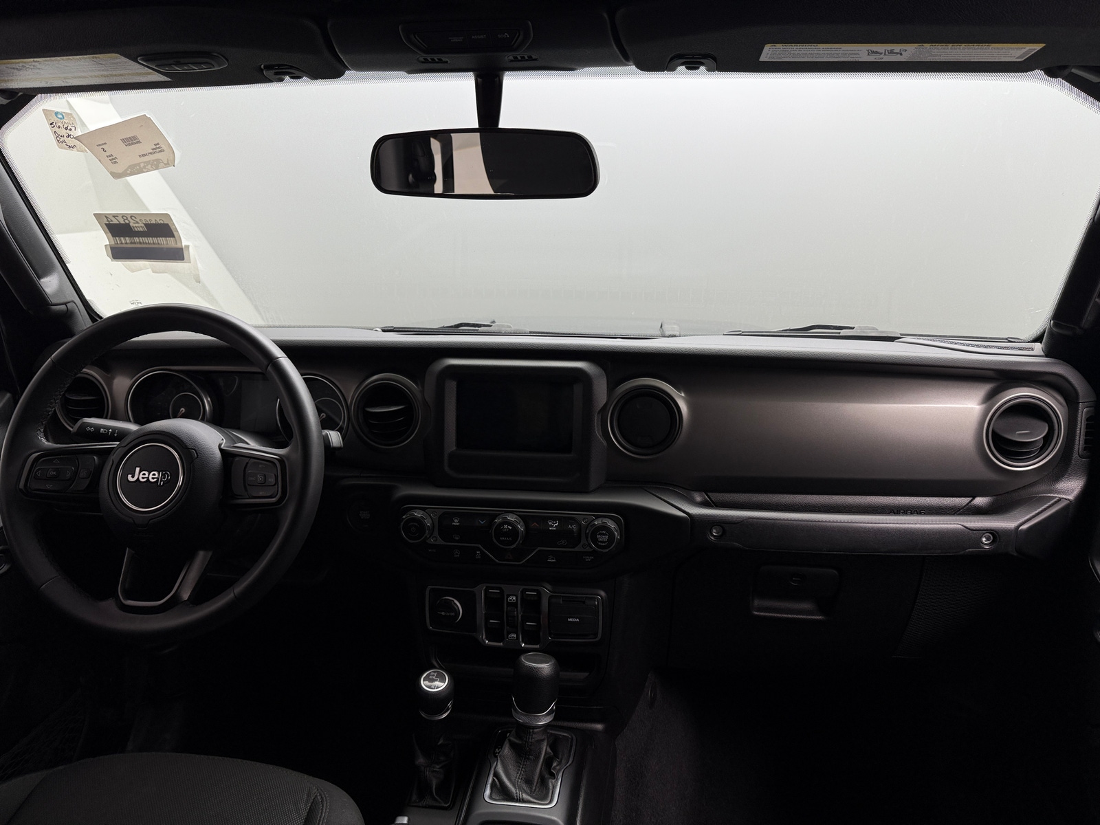 Thumbnail: 2023 Jeep Gladiator - 3