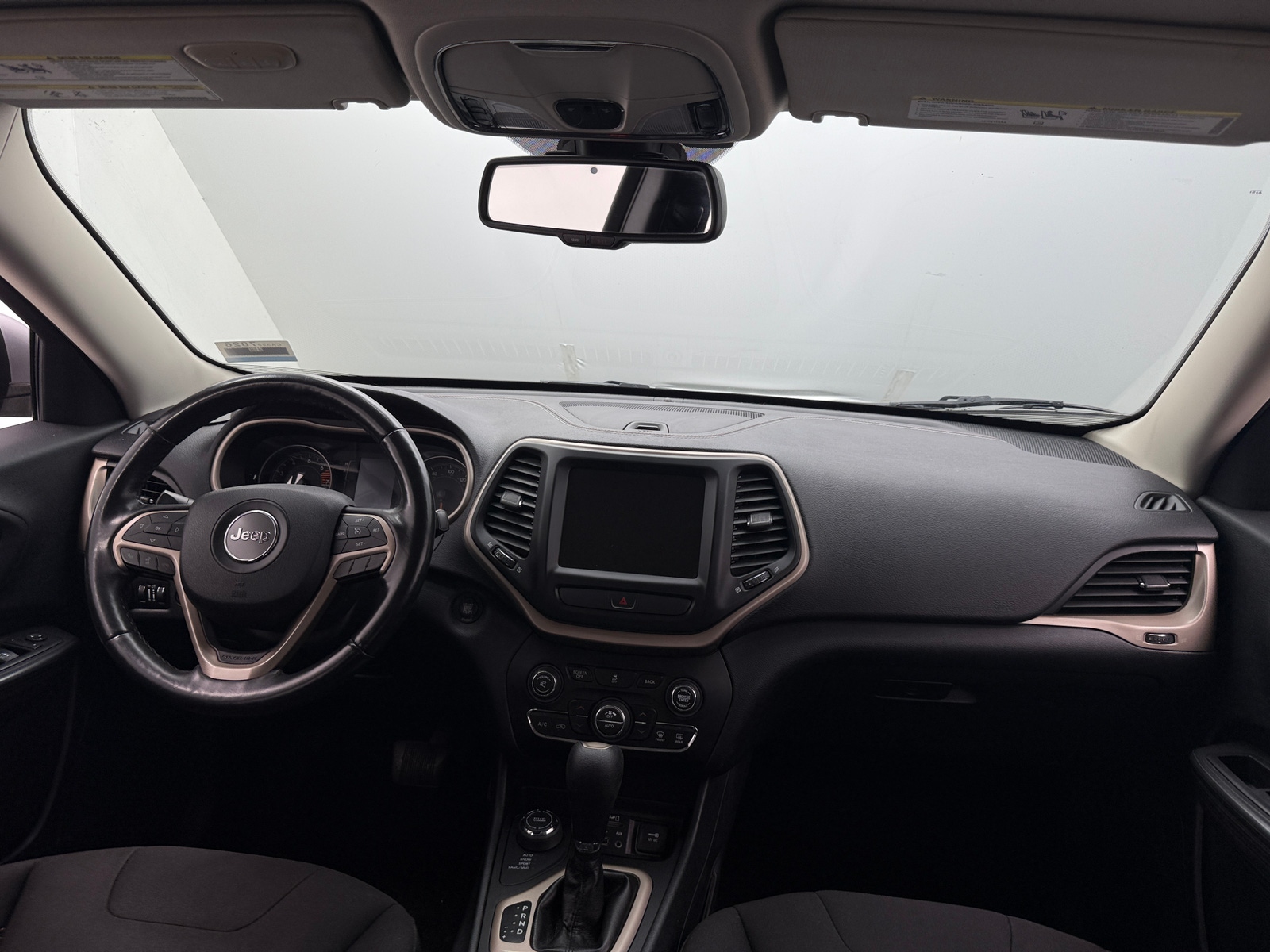 Thumbnail: 2016 Jeep Cherokee - 3
