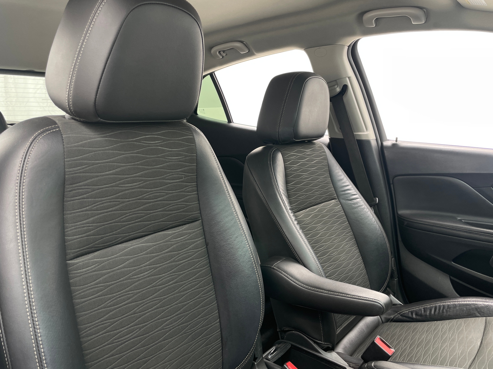 Thumbnail: 2016 Buick Encore - 2