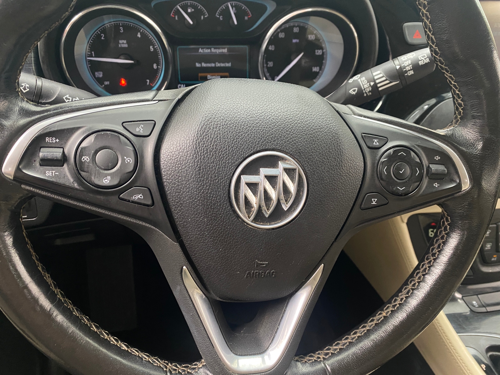 Thumbnail: 2017 Buick Envision - 4
