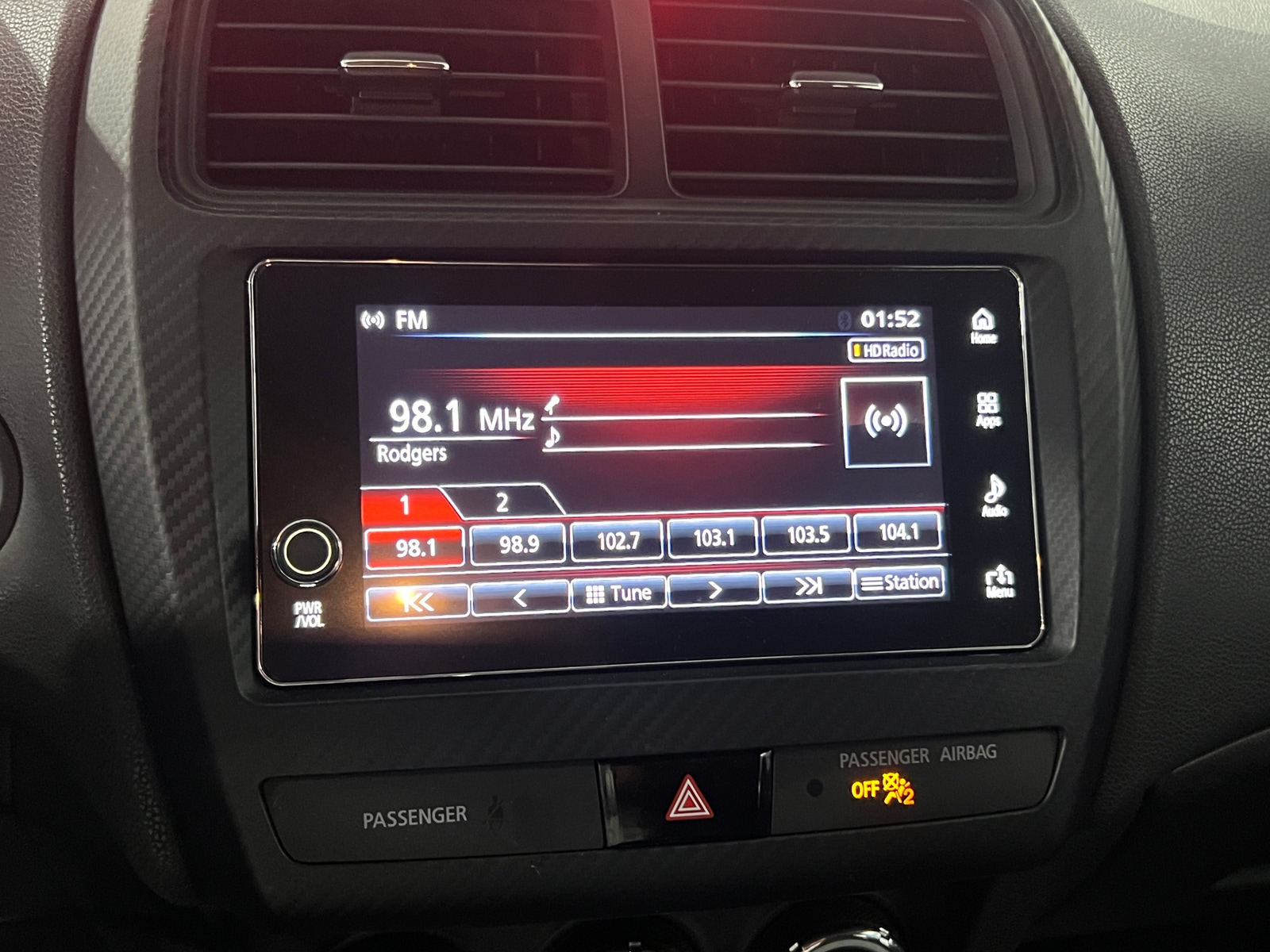 Thumbnail: 2019 Mitsubishi Outlander Sport - 4