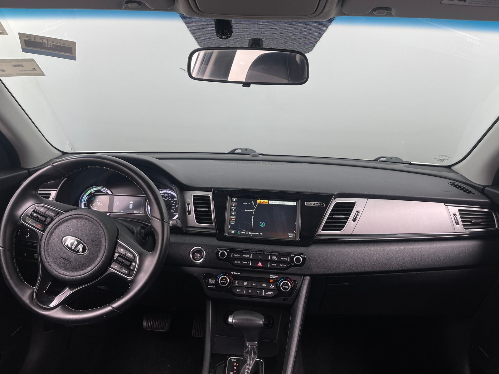 Thumbnail: 2017 Kia Niro - 2