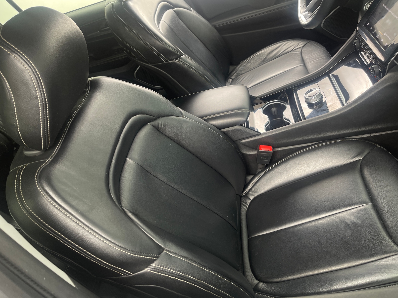Thumbnail: 2021 Jeep Grand Cherokee L - 2