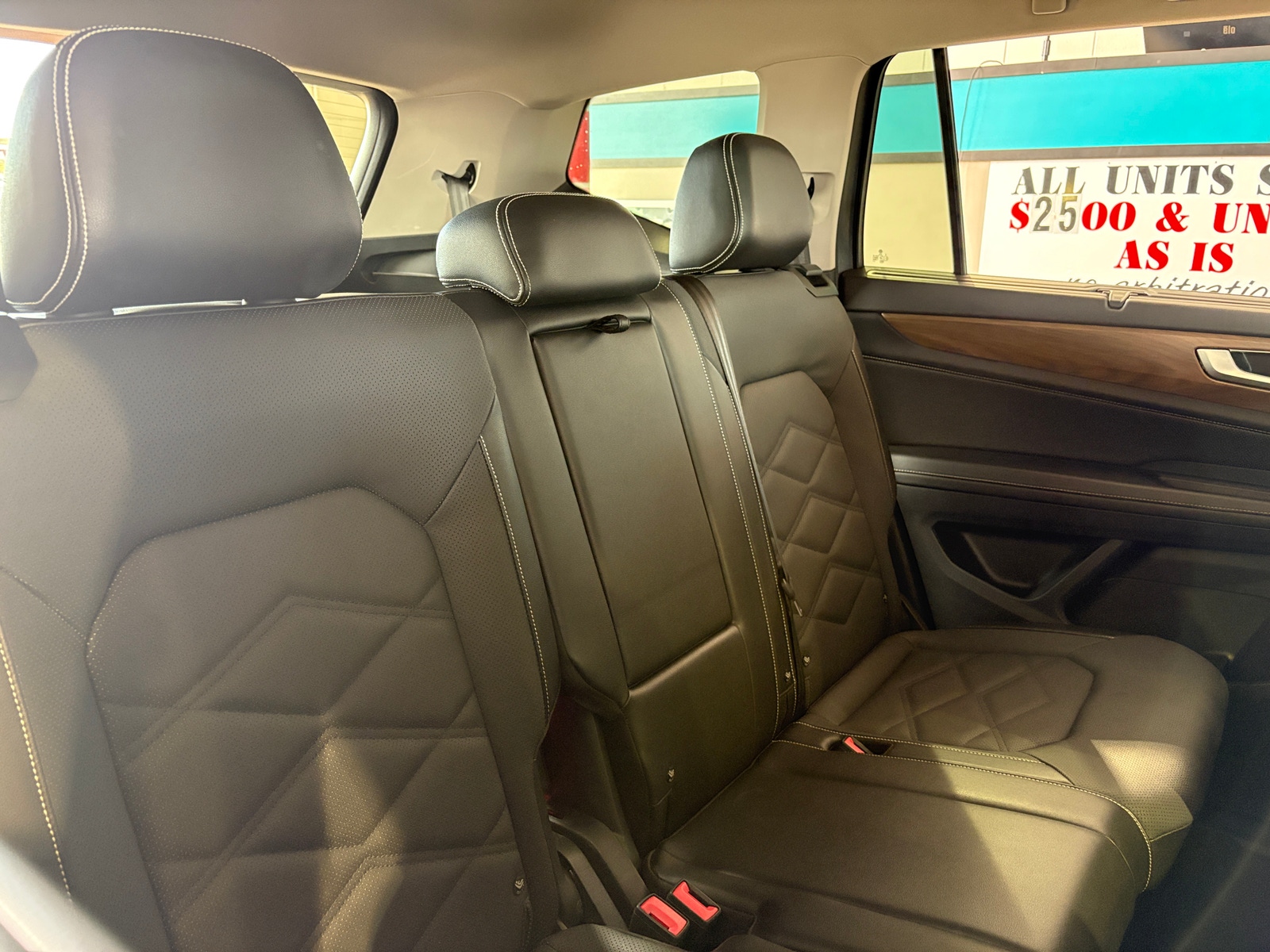 Thumbnail: 2024 Volkswagen Atlas - 5