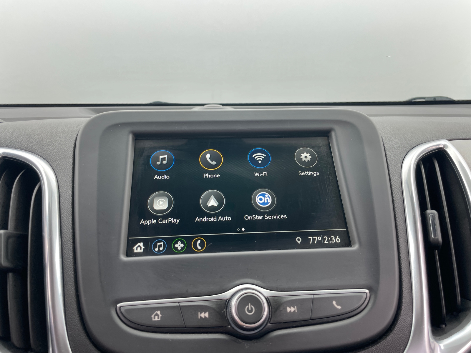 Thumbnail: 2019 Chevrolet Equinox - 4