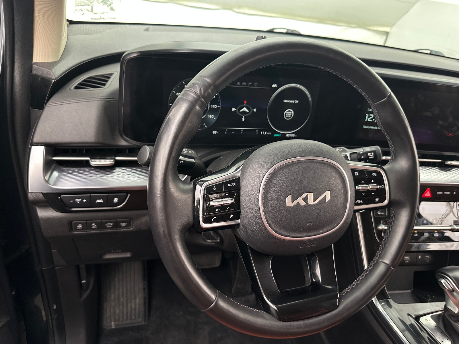 Thumbnail: 2022 Kia Carnival - 4