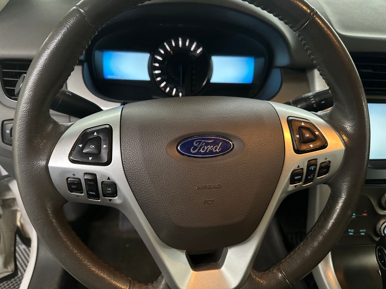 Thumbnail: 2014 Ford Edge - 4
