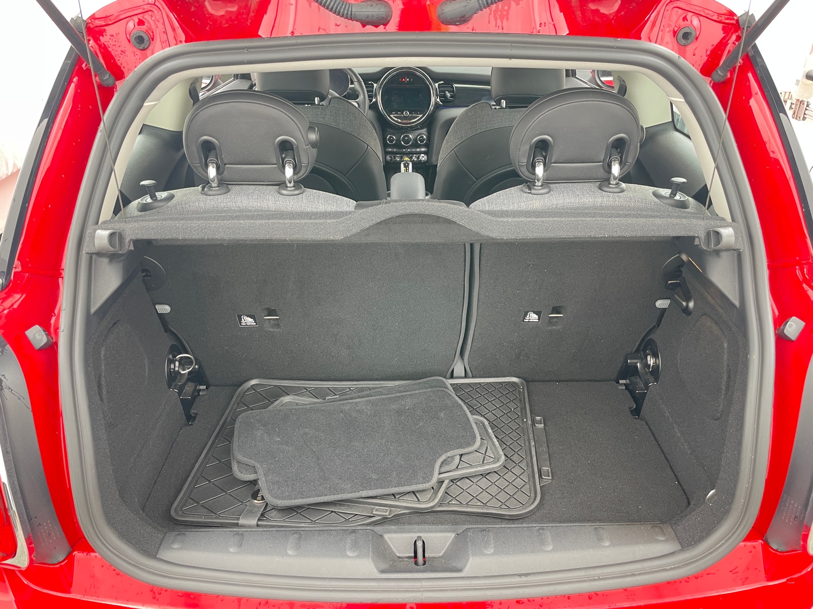 Thumbnail: 2022 MINI Cooper Hardtop - 5