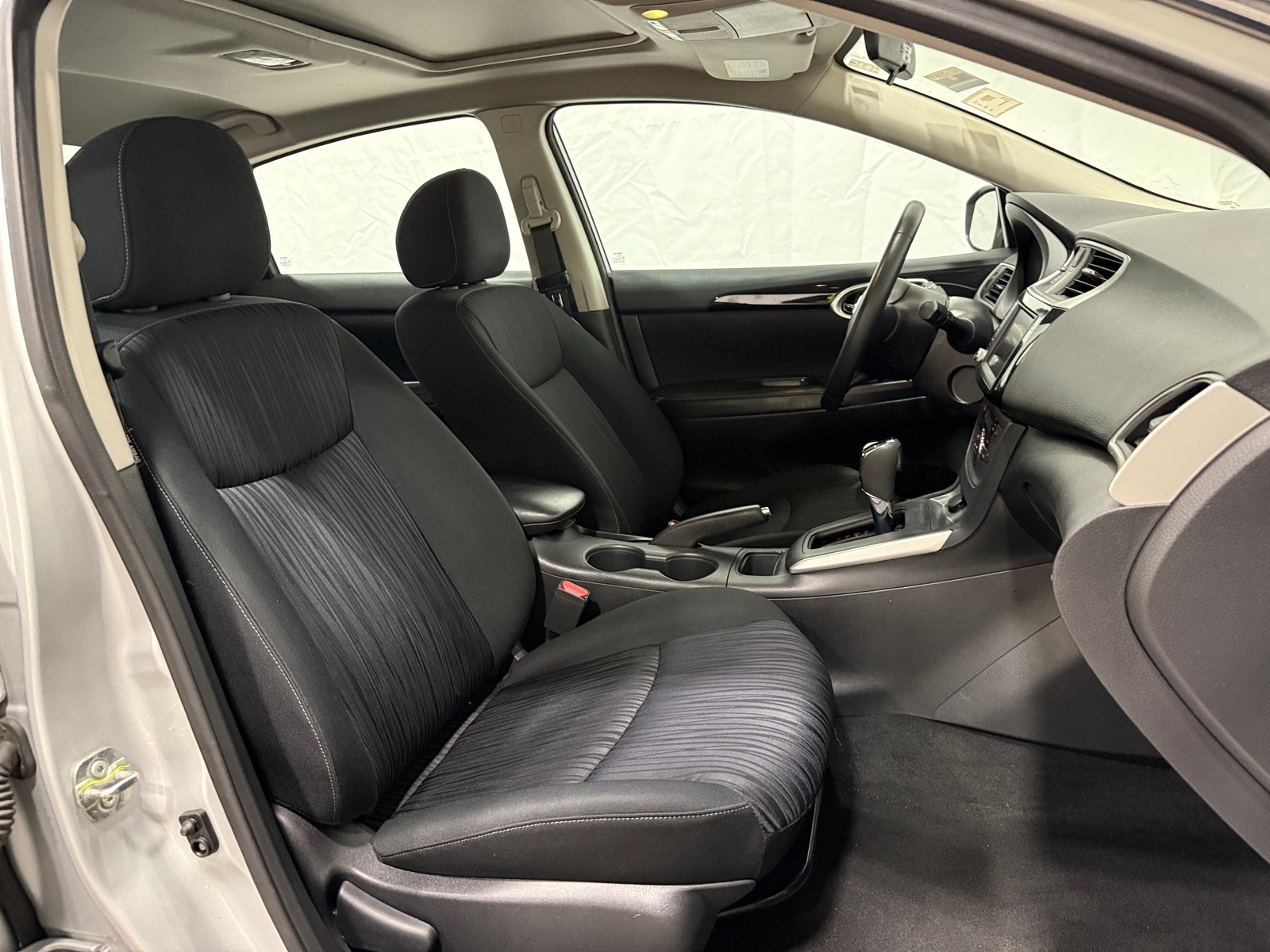 Thumbnail: 2019 Nissan Sentra - 2