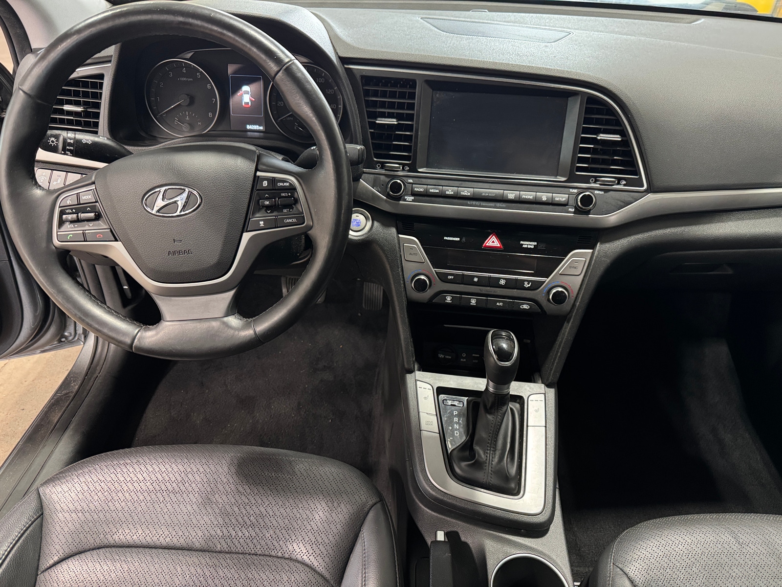 Thumbnail: 2017 Hyundai Elantra - 2