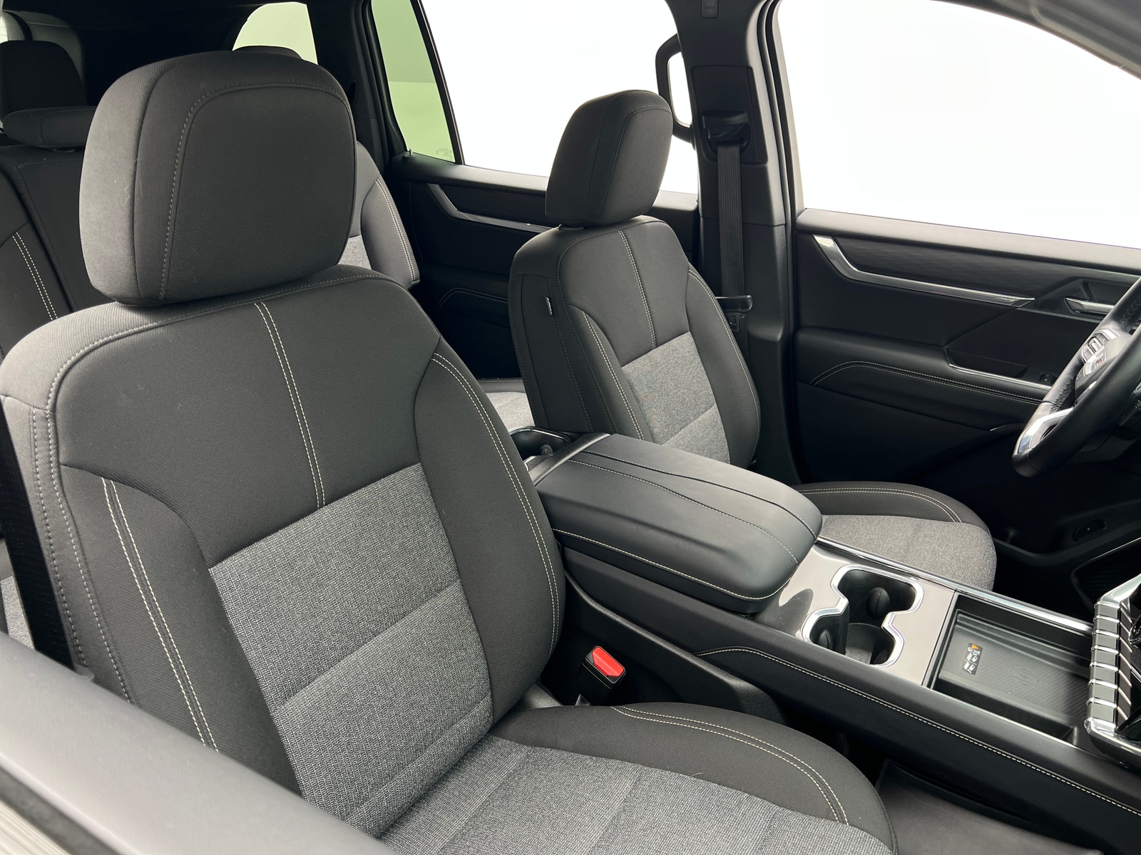 Thumbnail: 2025 GMC Acadia - 2