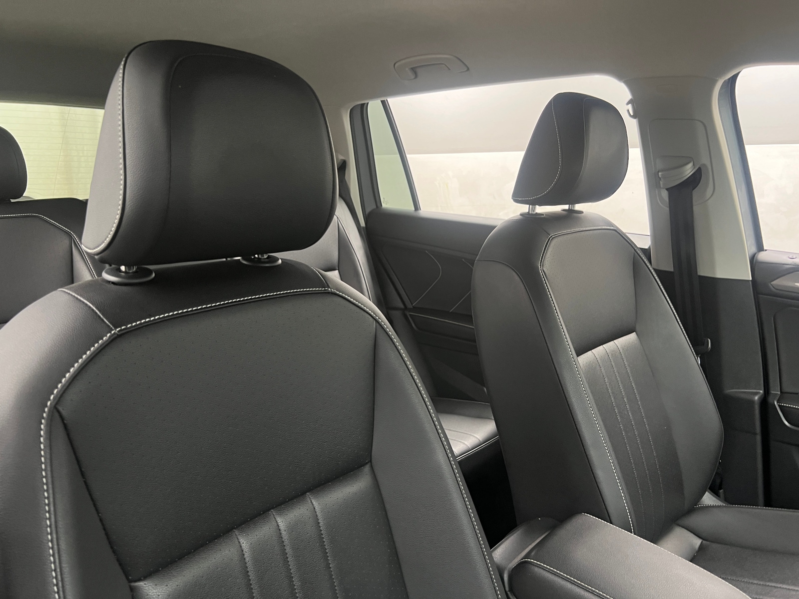 Thumbnail: 2024 Volkswagen Tiguan - 2