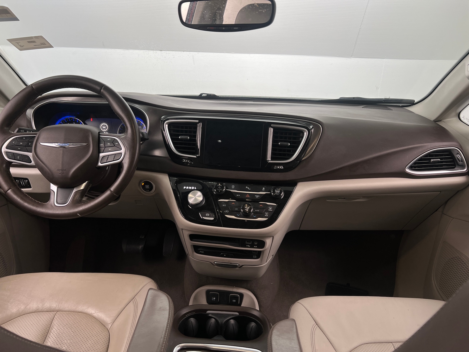 Thumbnail: 2018 Chrysler Pacifica - 2