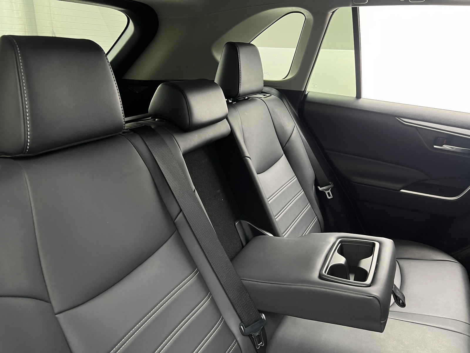 Thumbnail: 2019 Toyota RAV4 - 5