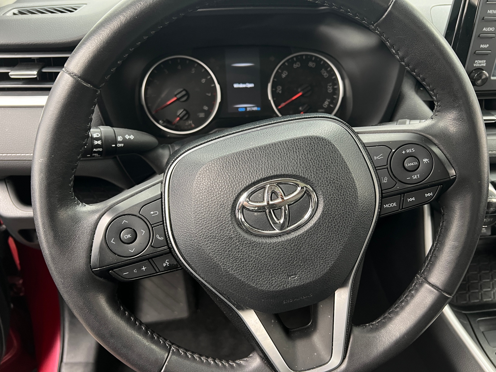 Thumbnail: 2019 Toyota RAV4 - 4
