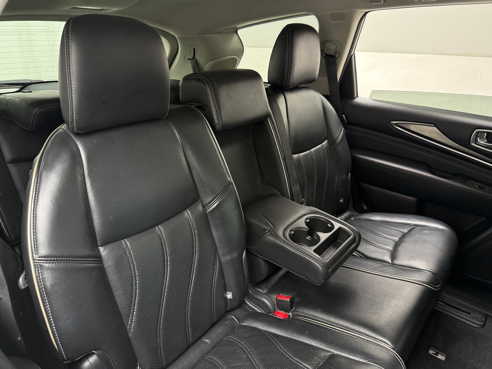 Thumbnail: 2017 INFINITI QX60 - 5