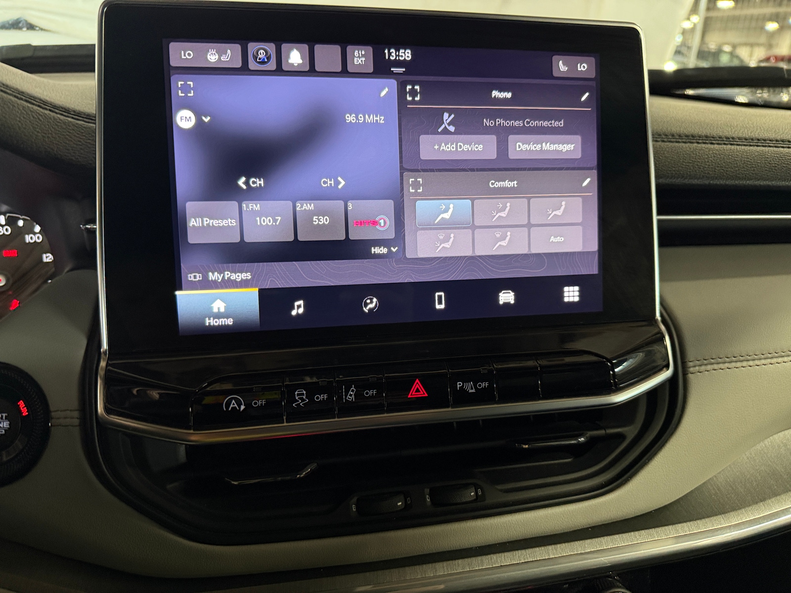 Thumbnail: 2023 Jeep Compass - 3