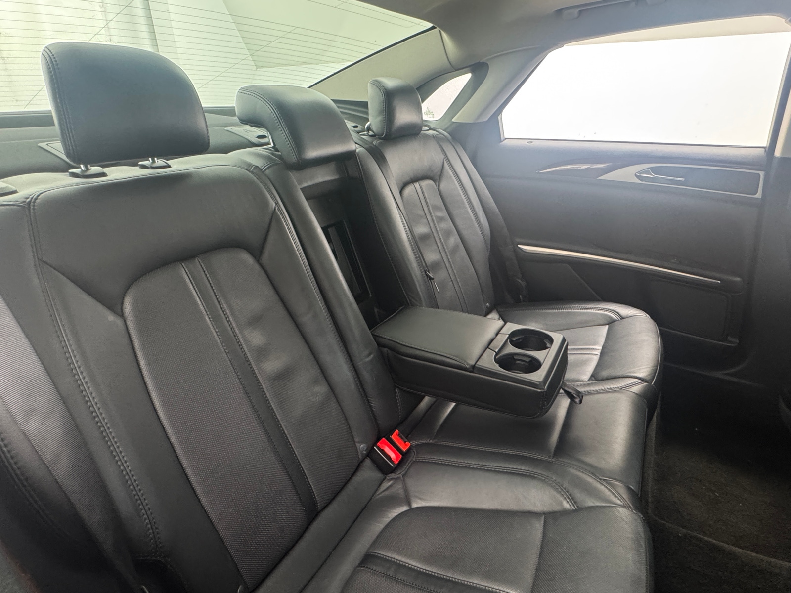 Thumbnail: 2016 Lincoln MKZ - 5