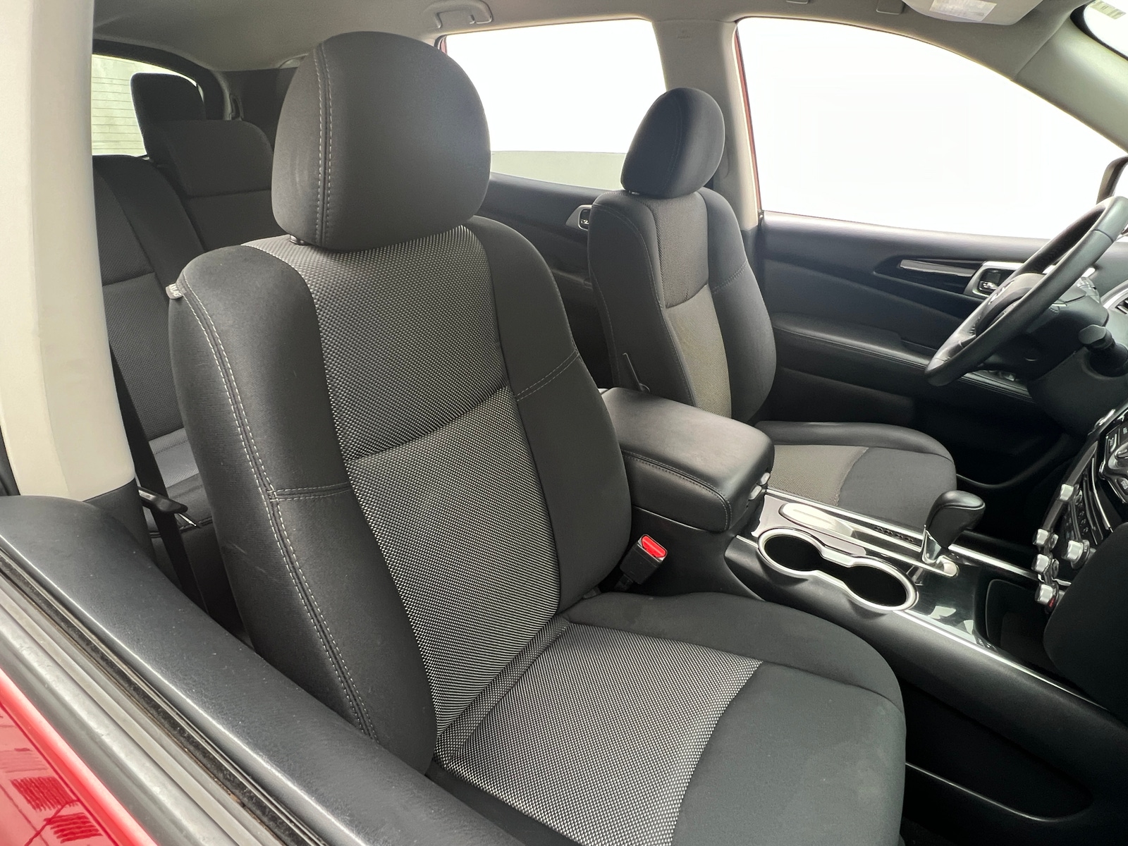 Thumbnail: 2019 Nissan Pathfinder - 2