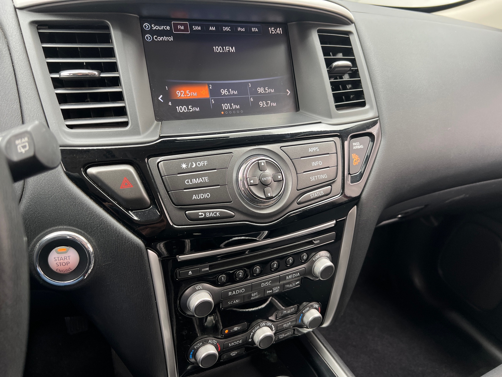 Thumbnail: 2019 Nissan Pathfinder - 4