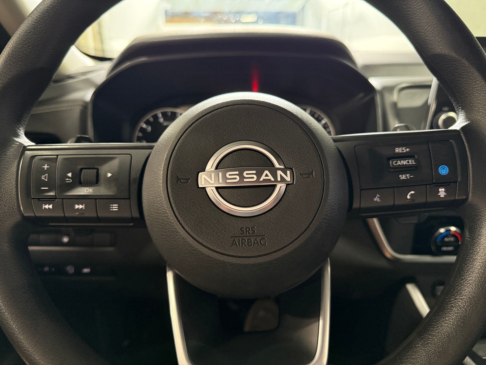 Thumbnail: 2024 Nissan Rogue - 5