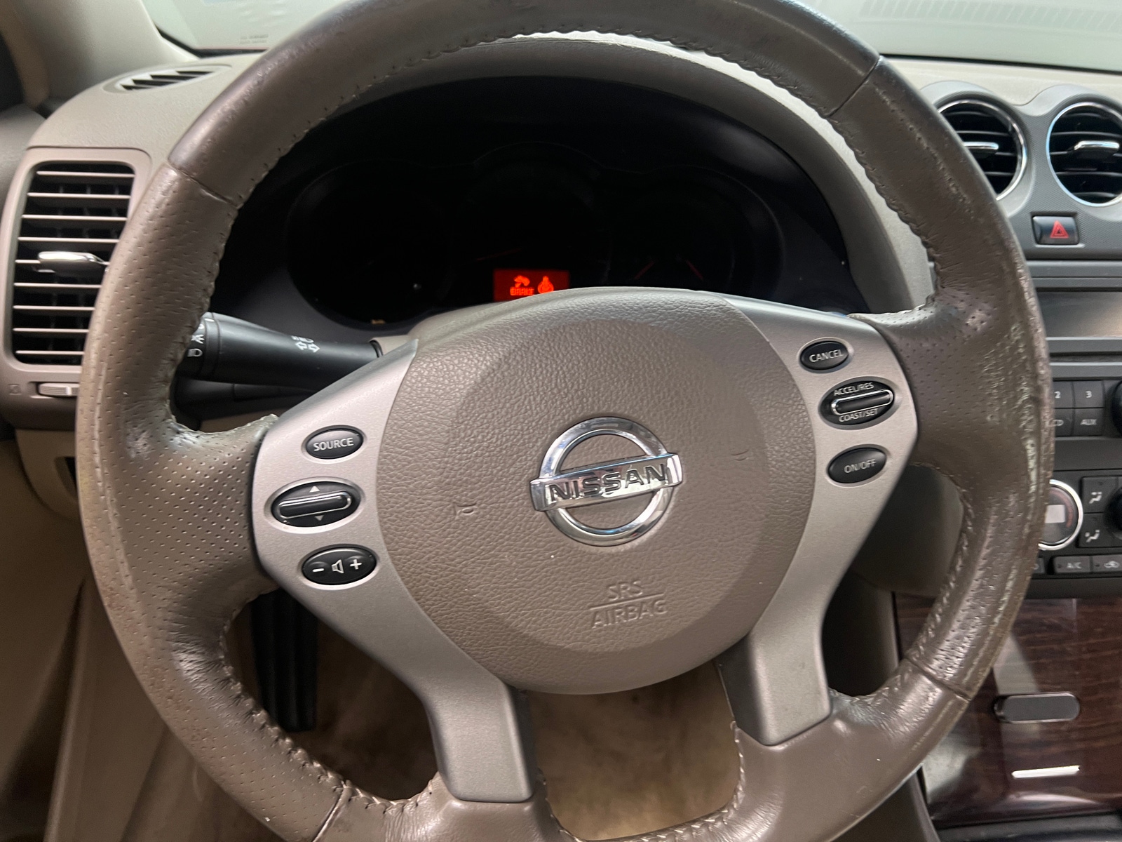 Thumbnail: 2011 Nissan Altima - 5
