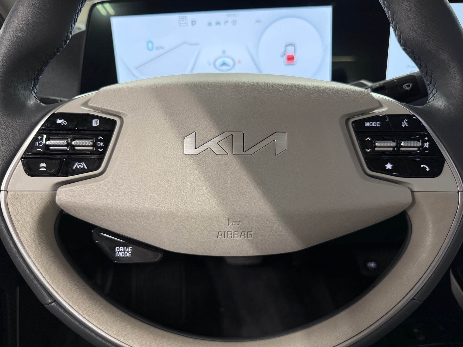 Thumbnail: 2024 Kia EV6 - 4