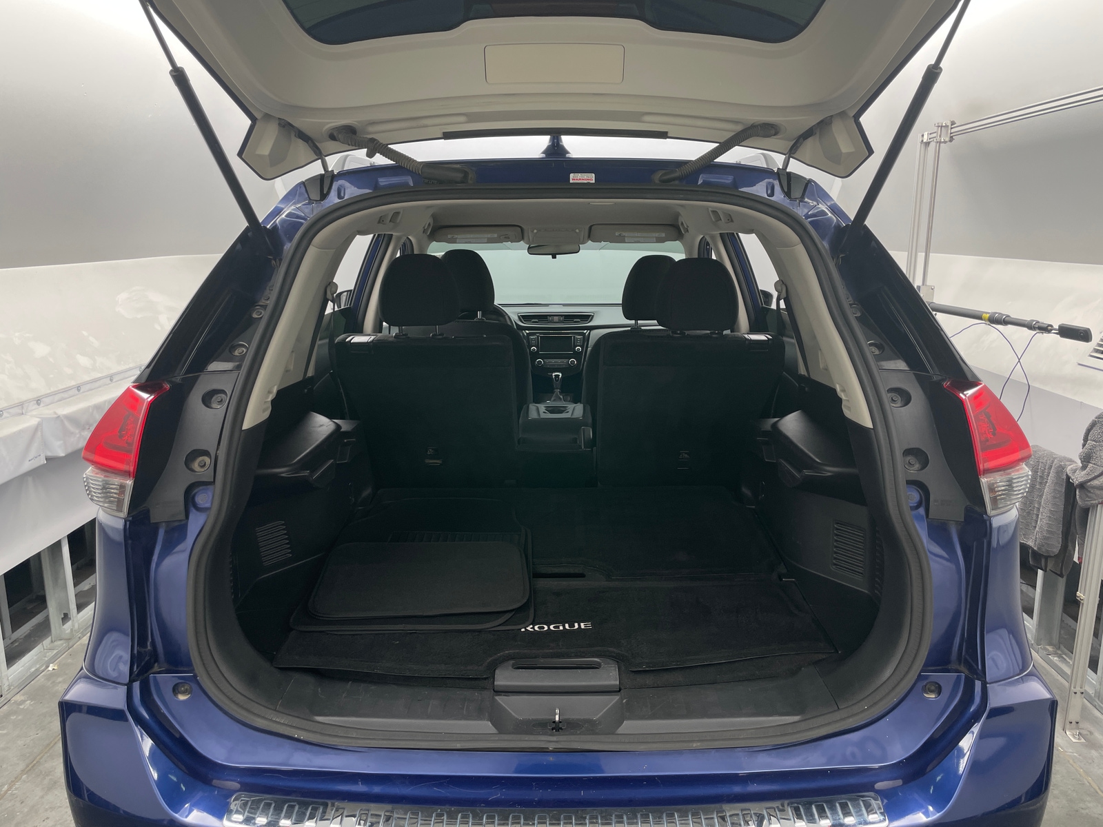 Thumbnail: 2018 Nissan Rogue - 7