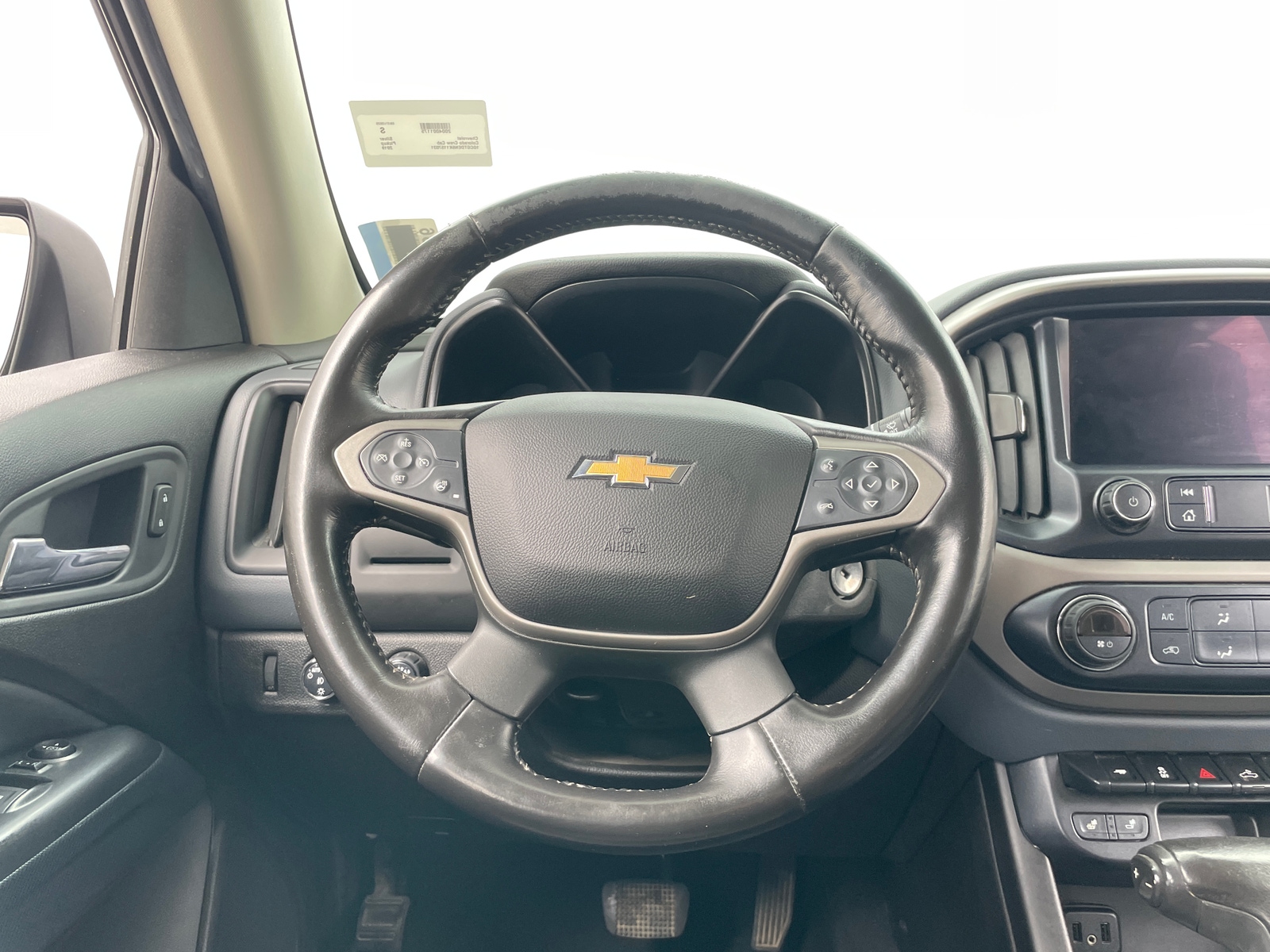 Thumbnail: 2019 Chevrolet Colorado - 4