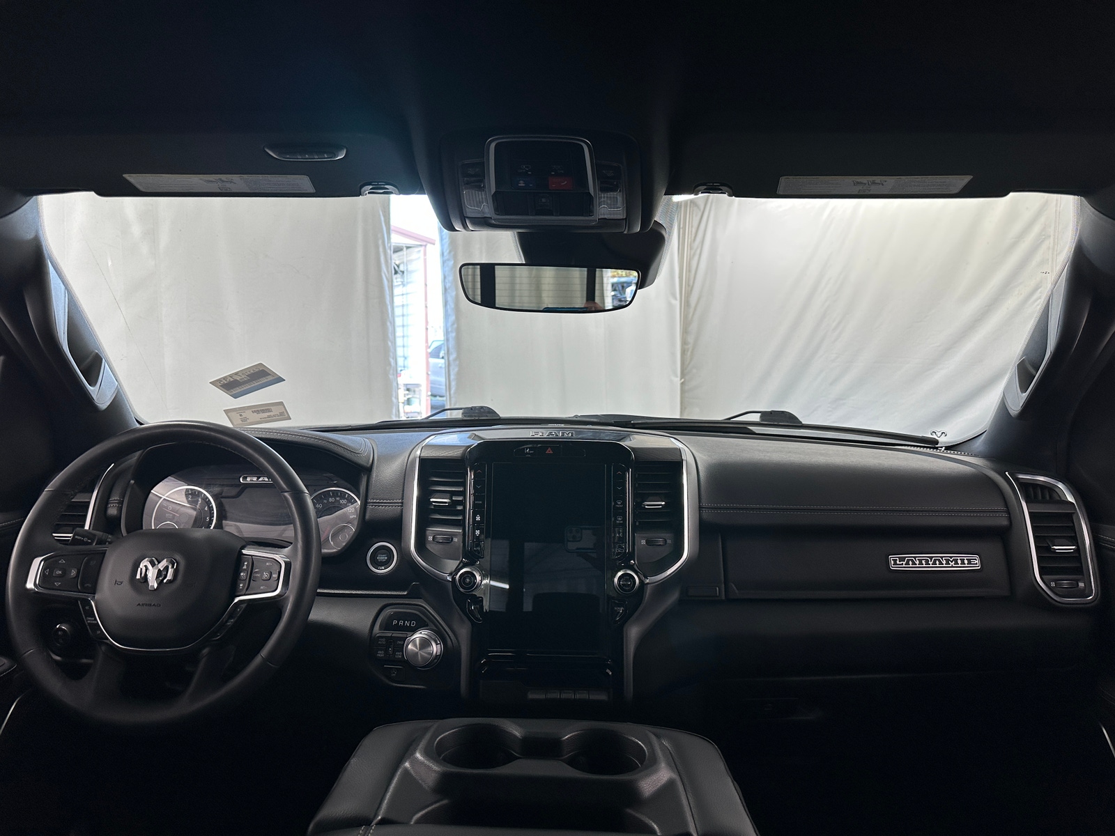 Thumbnail: 2025 RAM 1500 - 2