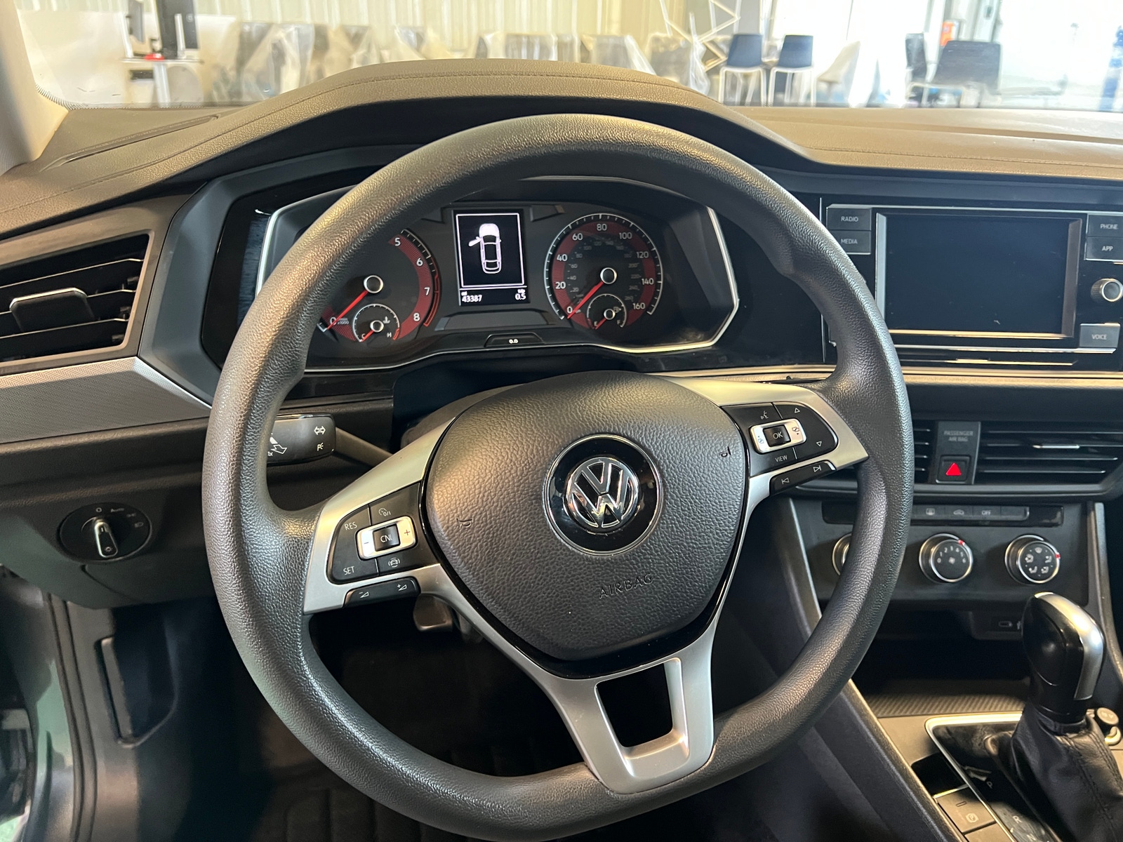 Thumbnail: 2021 Volkswagen Jetta - 5