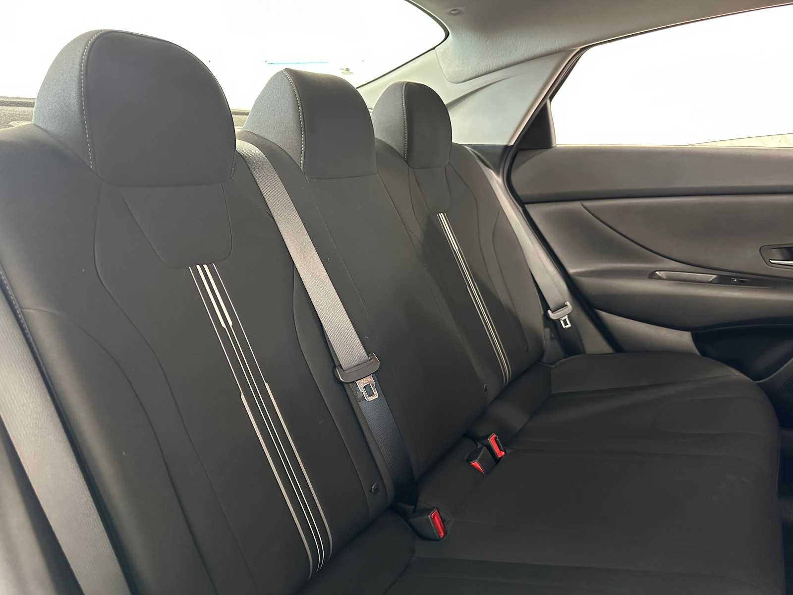 Thumbnail: 2021 Hyundai Elantra - 6