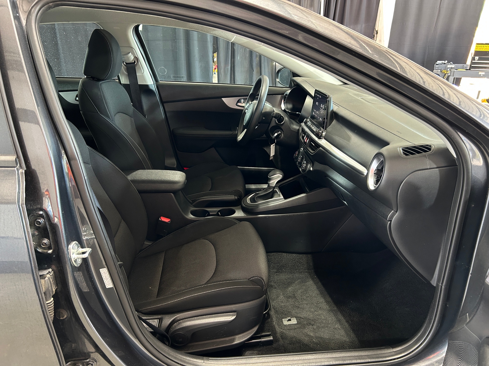 Thumbnail: 2024 Kia Forte - 2