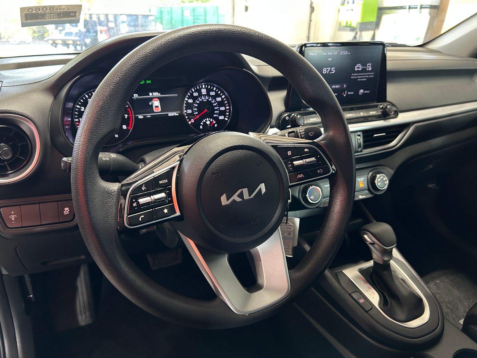 Thumbnail: 2024 Kia Forte - 5