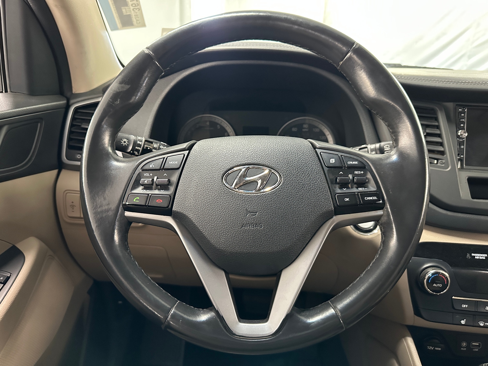 Thumbnail: 2017 Hyundai Tucson - 5