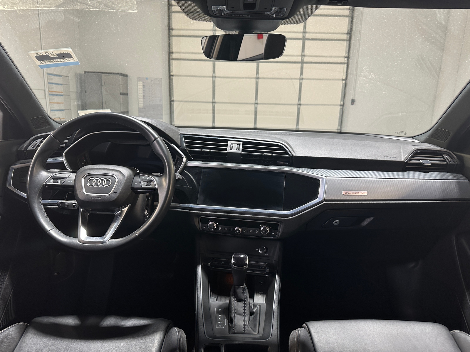 Thumbnail: 2022 Audi Q3 - 2